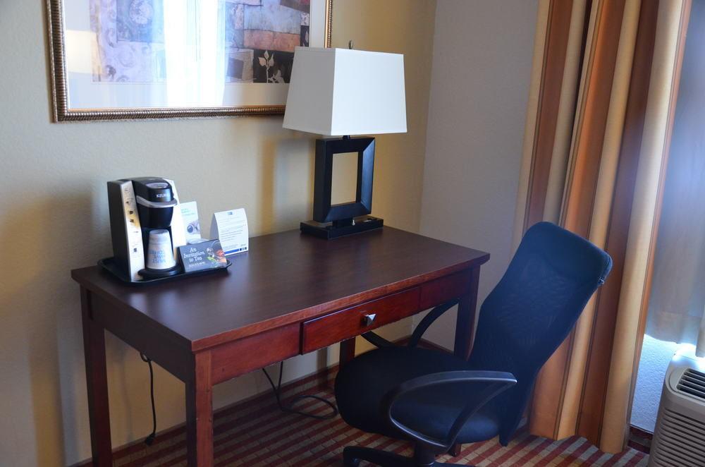 Express & South By Ihg Hotel